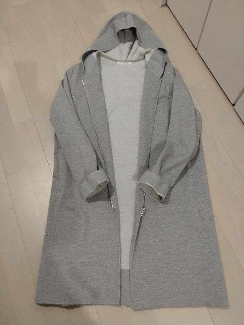 トゥモローランド　マカフィー　ロングフーデッドパーカー