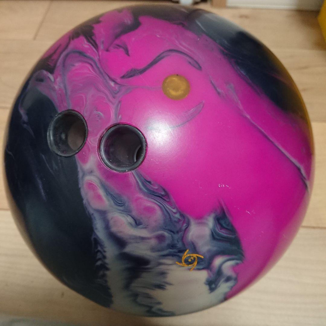 ボウリング メガロック15ポンド