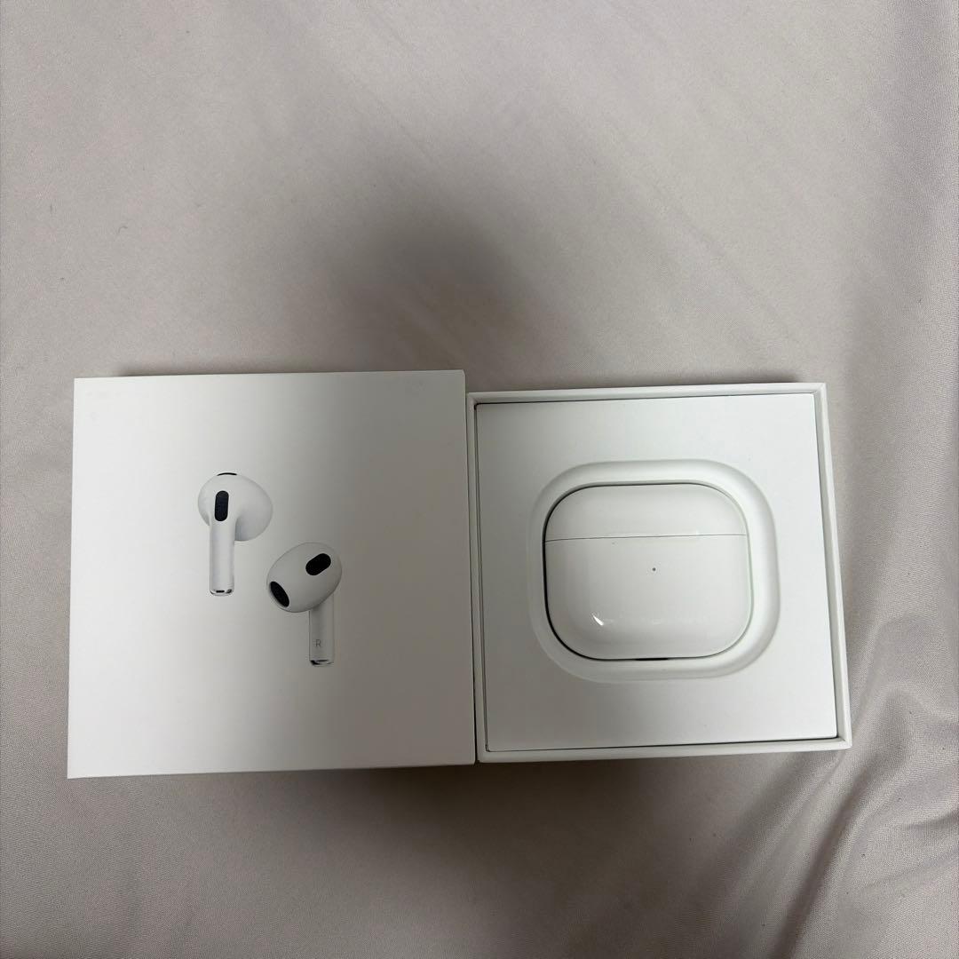 AirPods第3世代　ケース、箱、充電コード付