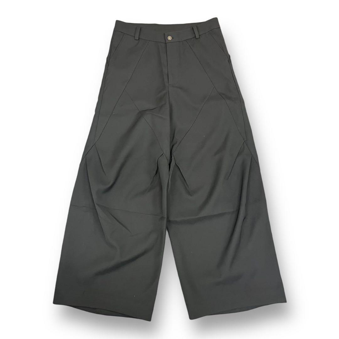 Common divisor // 変形ワイドパンツ