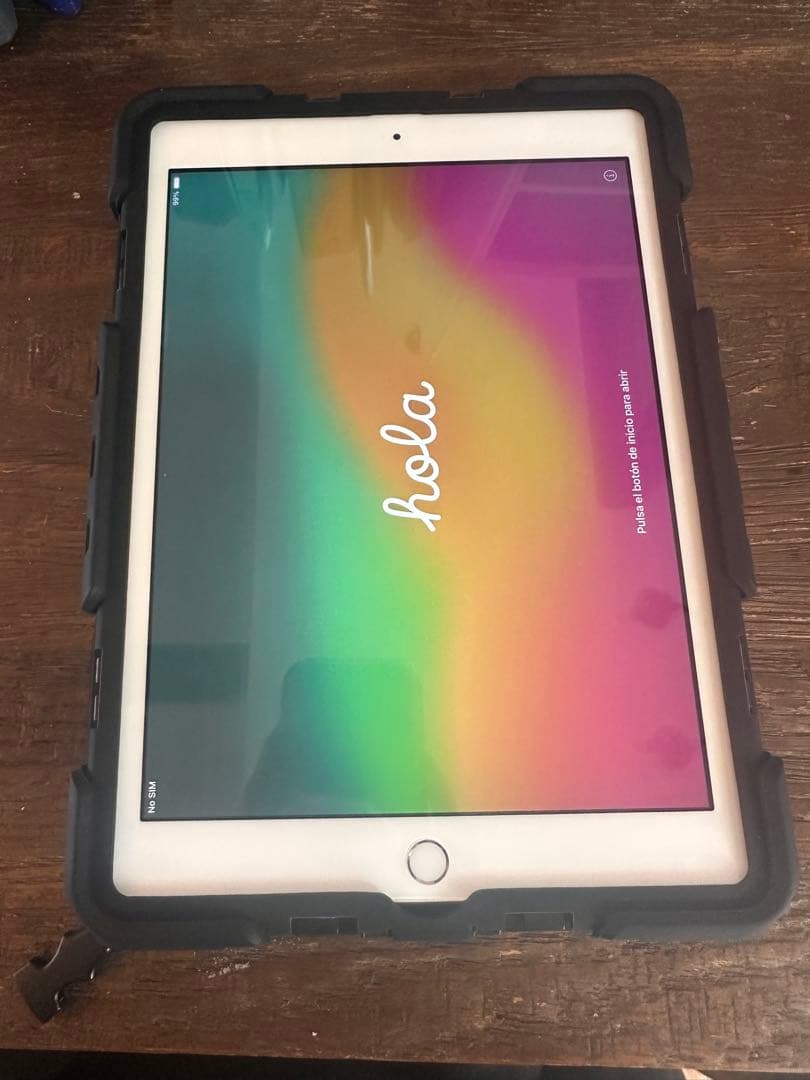 整備済み品iPad 第６世代Wi-Fi + Cellular 32GB シルバー