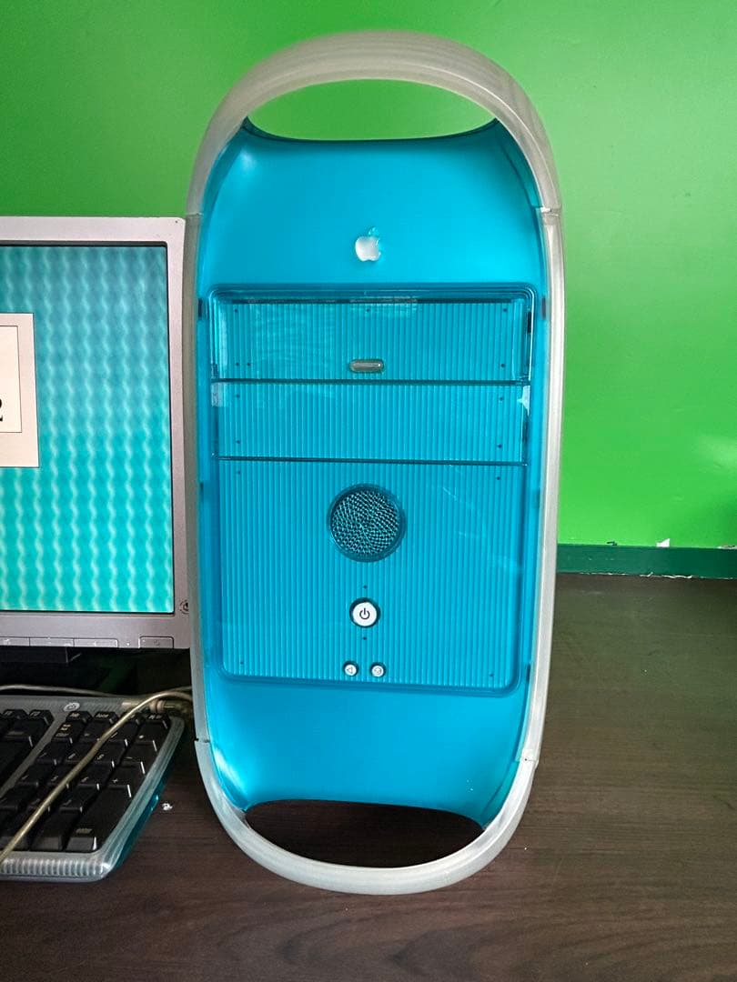 Apple Power Macintosh G3本体と純正キーボード&マウス