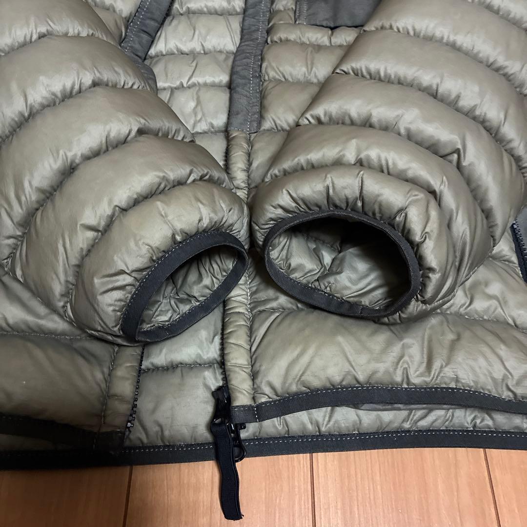 Stone  ストーンアイランド　ダウン　ライトダウン　正規品