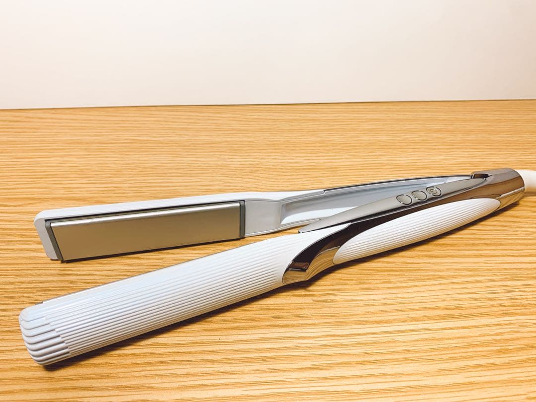 【超美品✨】リファストレートアイロンプロ