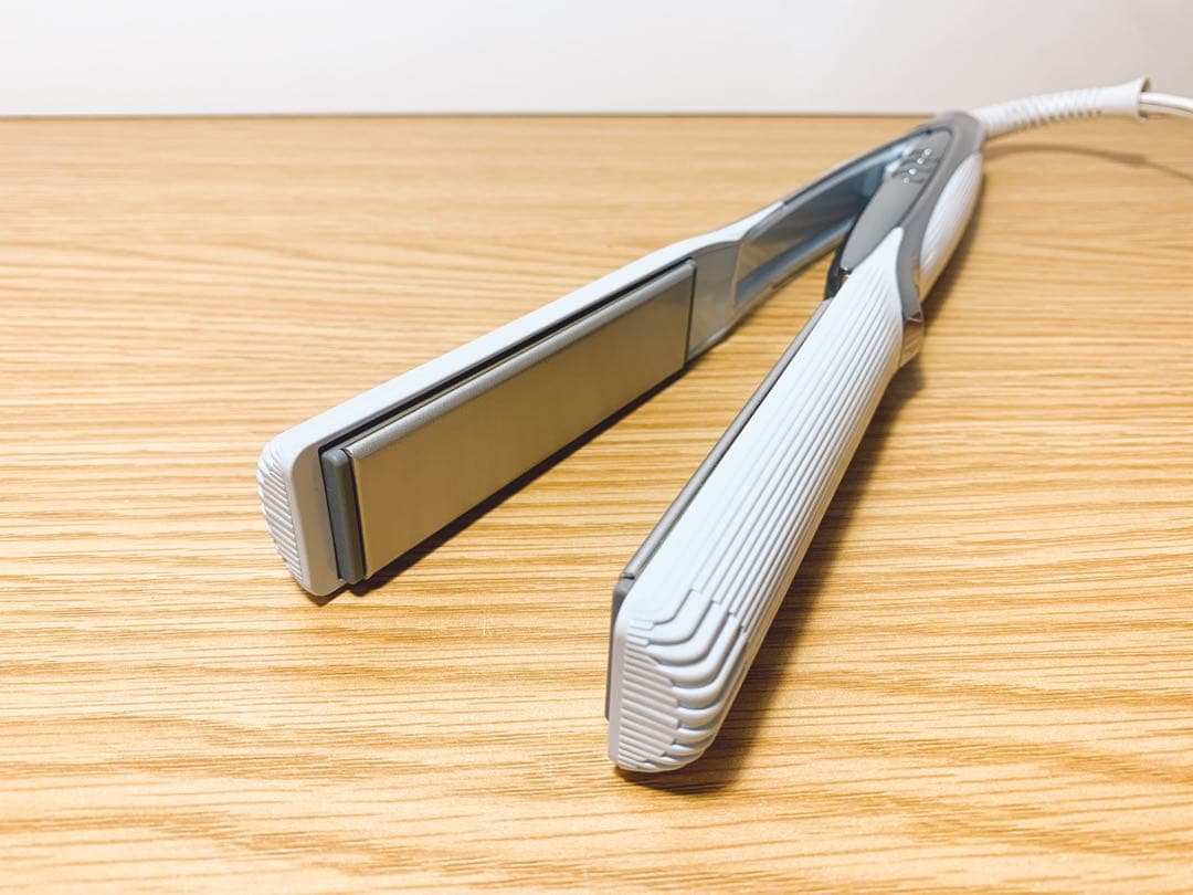 【超美品✨】リファストレートアイロンプロ