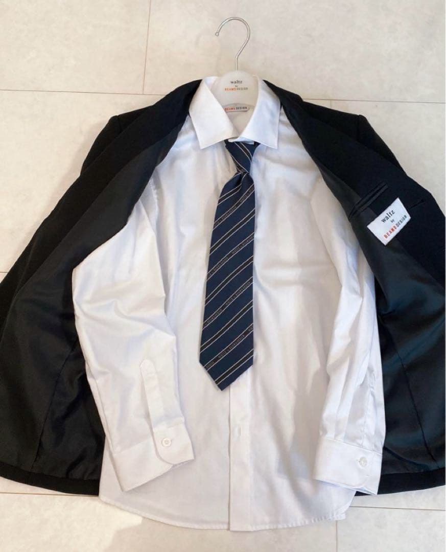 美品・フォーマルスーツ150cm 卒服　卒室・卒業　入園・入学