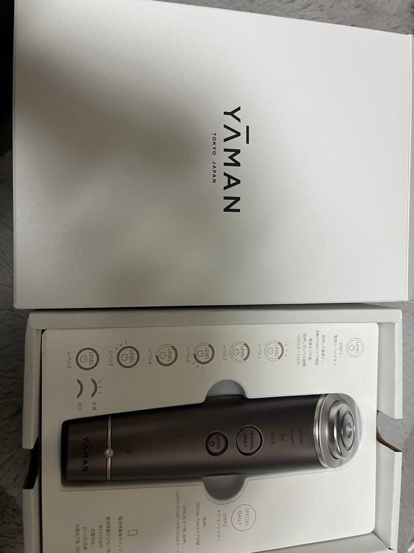 YA-MAN フォトプラス　ディープリフト 箱、充電器、付属品等付き