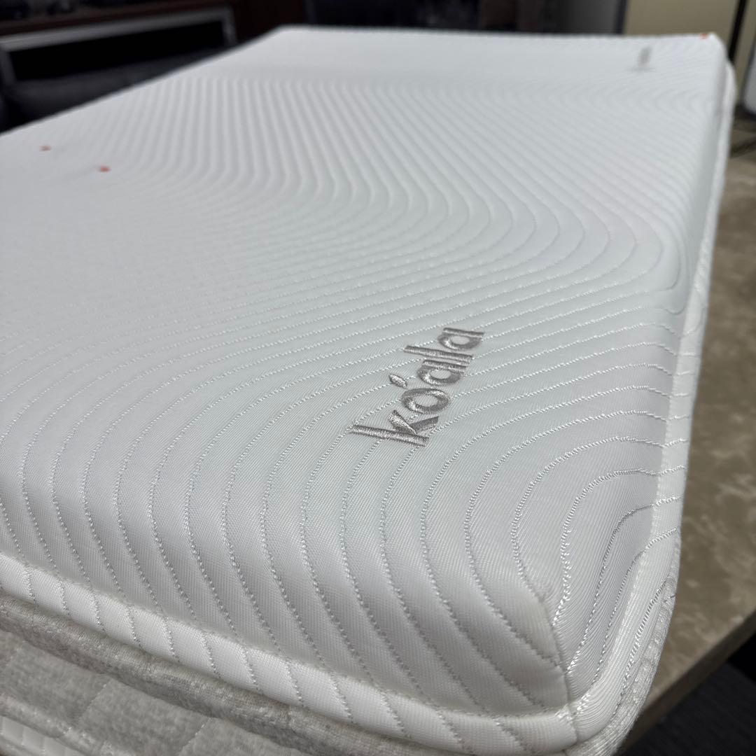 ⑩✨快適快眠✨OASIS シングル 布団 三つ折り コアラ(R) ✨お買得品！