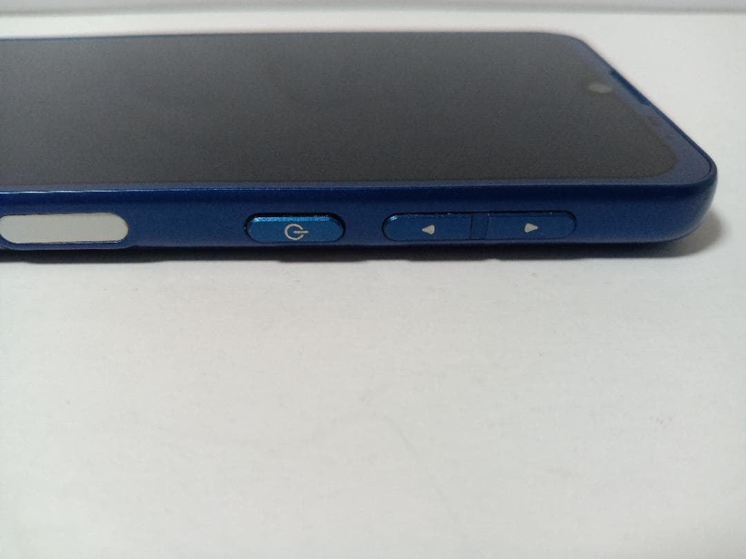 ☆ SoftBank シンプルスマホ6 A201SH インディゴブルー