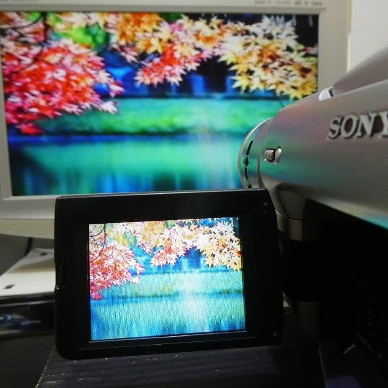 動作良好ソニー DCR-TRV735　デジタルビデオカメラ VideoHi8/8