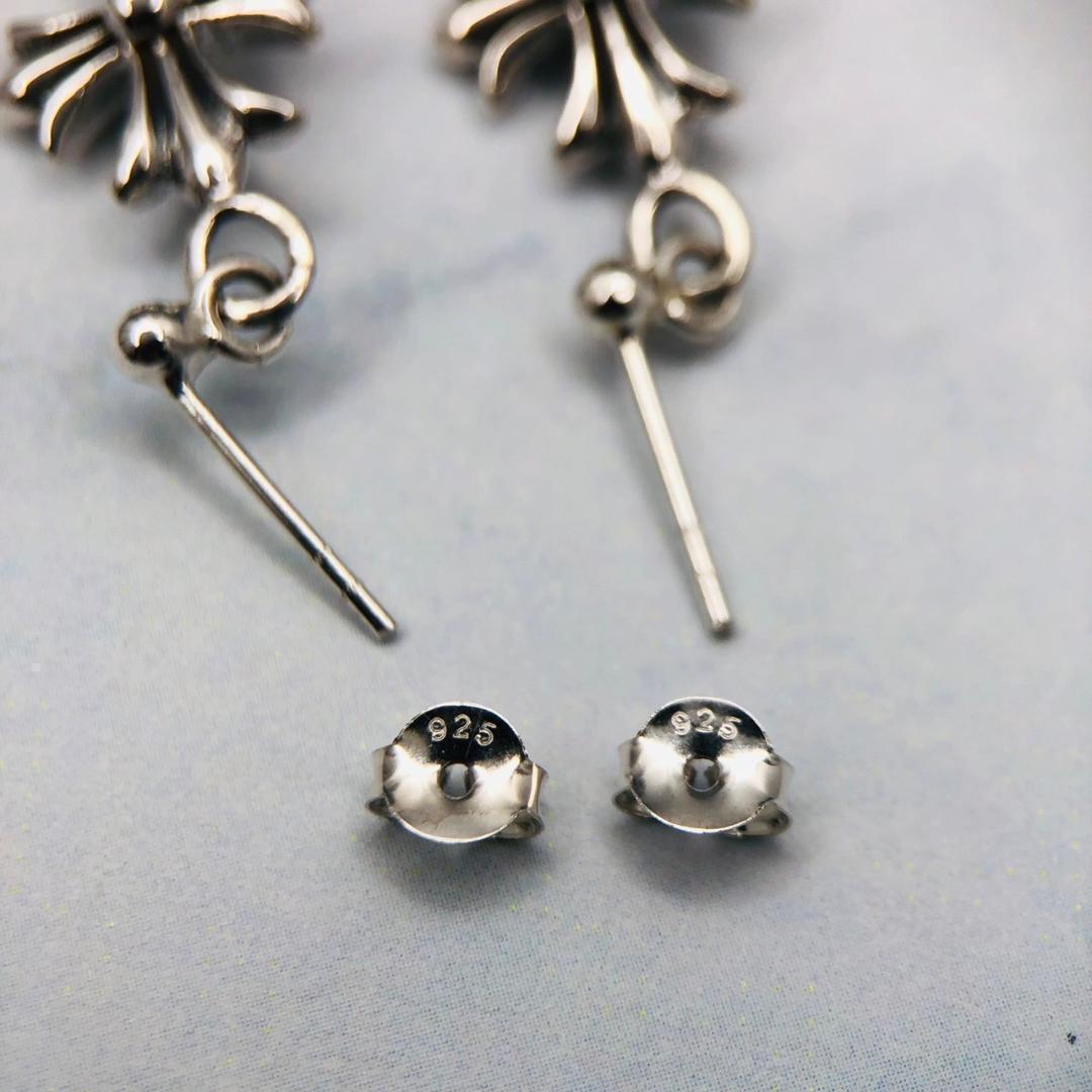 シルバー925 ピアス　メンズ　クロス　十字架　クロム　人気　3-25　9633