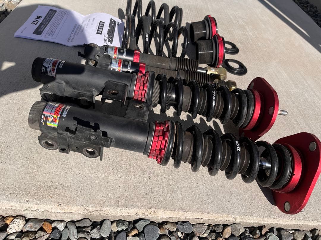 BLITZ車高調　DAMPER ZZ-R 60ハリアー