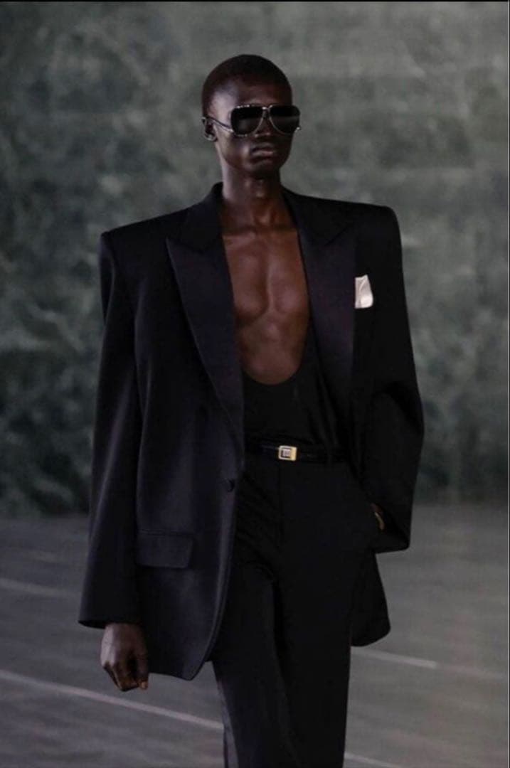 Saint Laurent パワーショルダー　テーラード　ベルベット