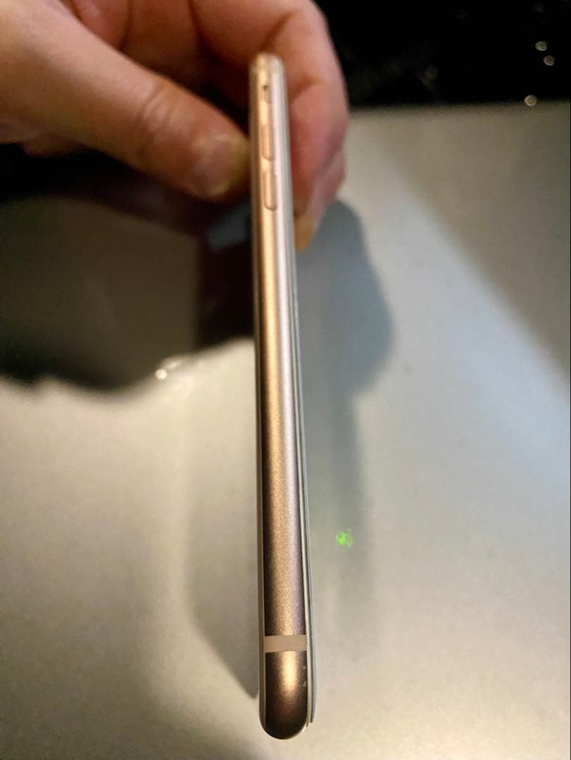 Apple iPhone 8 64GB ピンクゴールド　SIMフリー　美品　本体