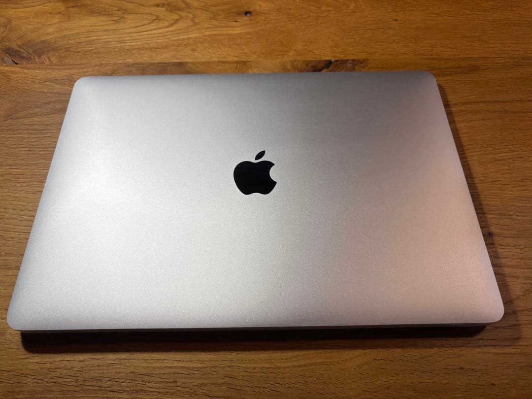 2020 M1 MacBook Air 16GB/ 512GB GPU8コア