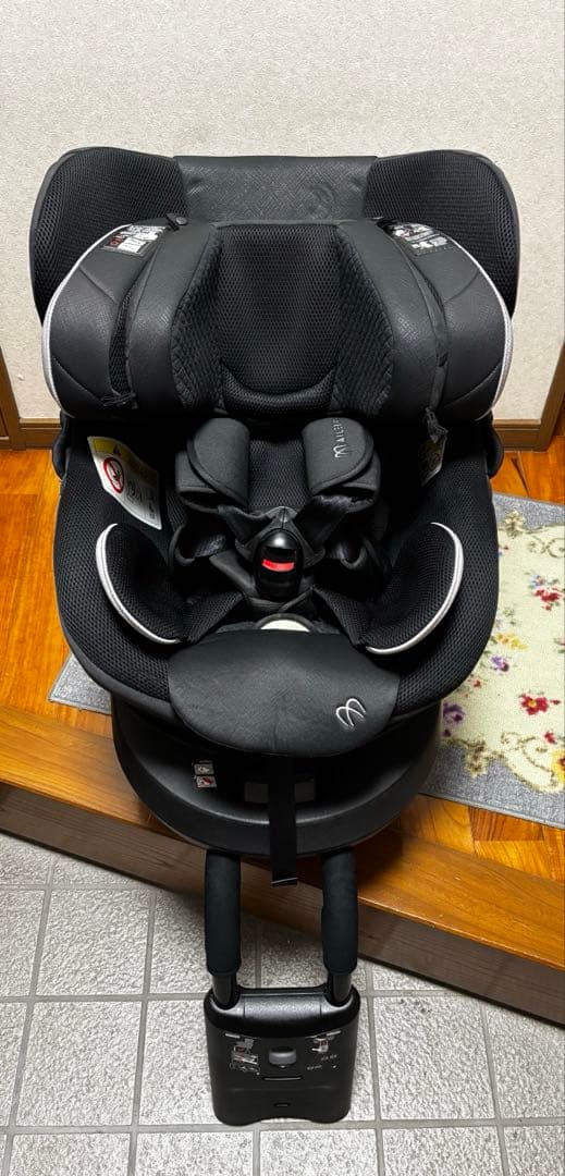 きんちゅー様専　エールべべ　クルットR ザ・ファースト　チャイルドシート