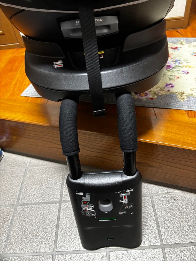 きんちゅー様専　エールべべ　クルットR ザ・ファースト　チャイルドシート