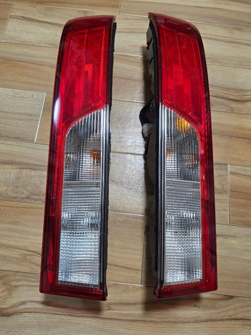 マークxo 中期　 新車外し　テールランプ左右セット