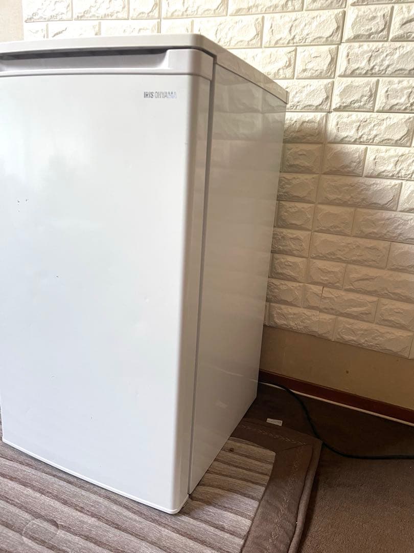 2021年式　アイリスオーヤマ　冷凍庫