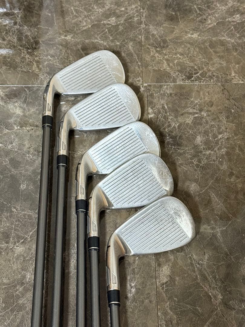 TaylorMade SIM アイアンセット 5本　カーボンシャフトS