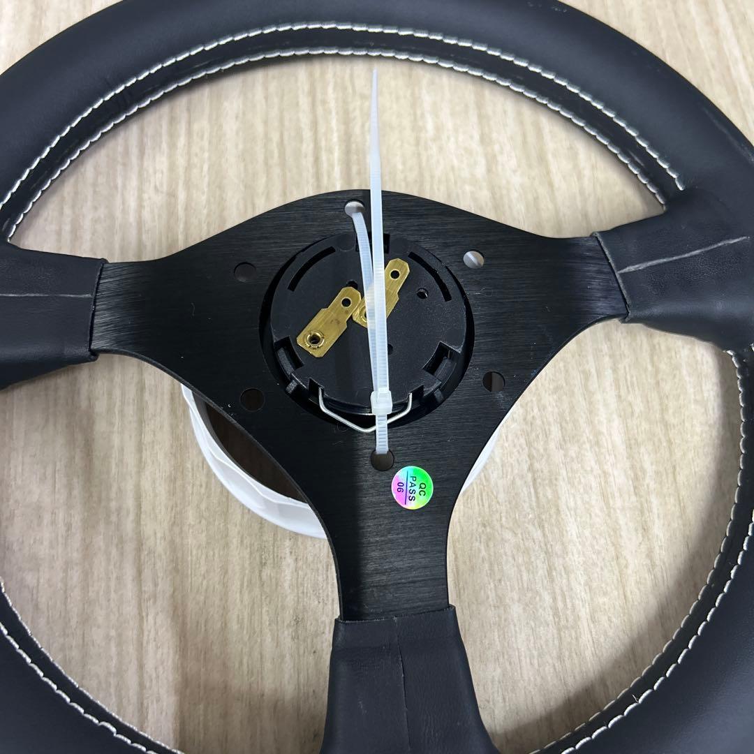 28パイ ブラック ステアリングホイール 本体