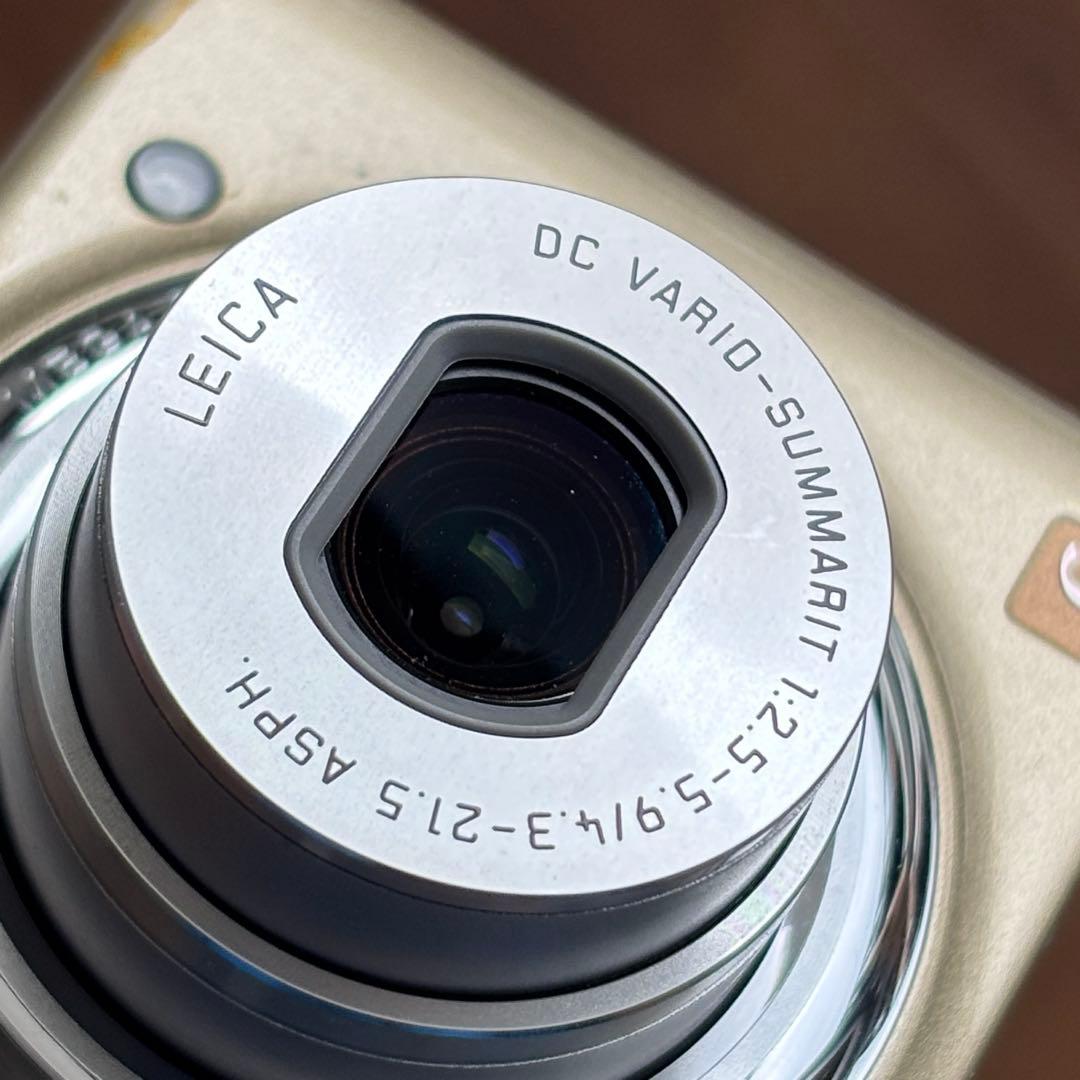 Panasonic DMC-FX77 コンパクトデジタルカメラ　デジカメ