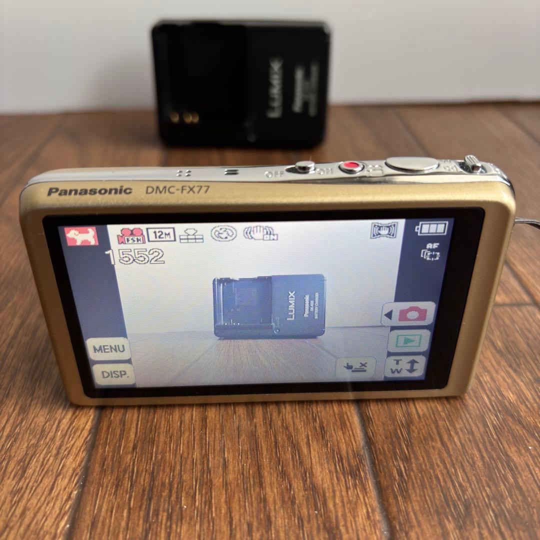 Panasonic DMC-FX77 コンパクトデジタルカメラ　デジカメ