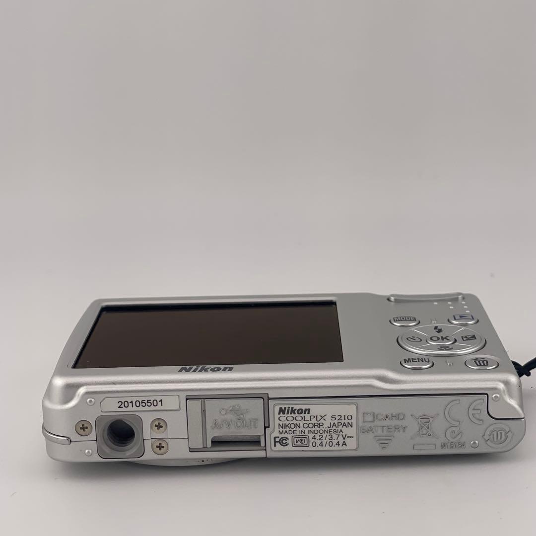 実写美⭕️外観美【動作確認済】ニコン COOLPIX S210 デジカメ