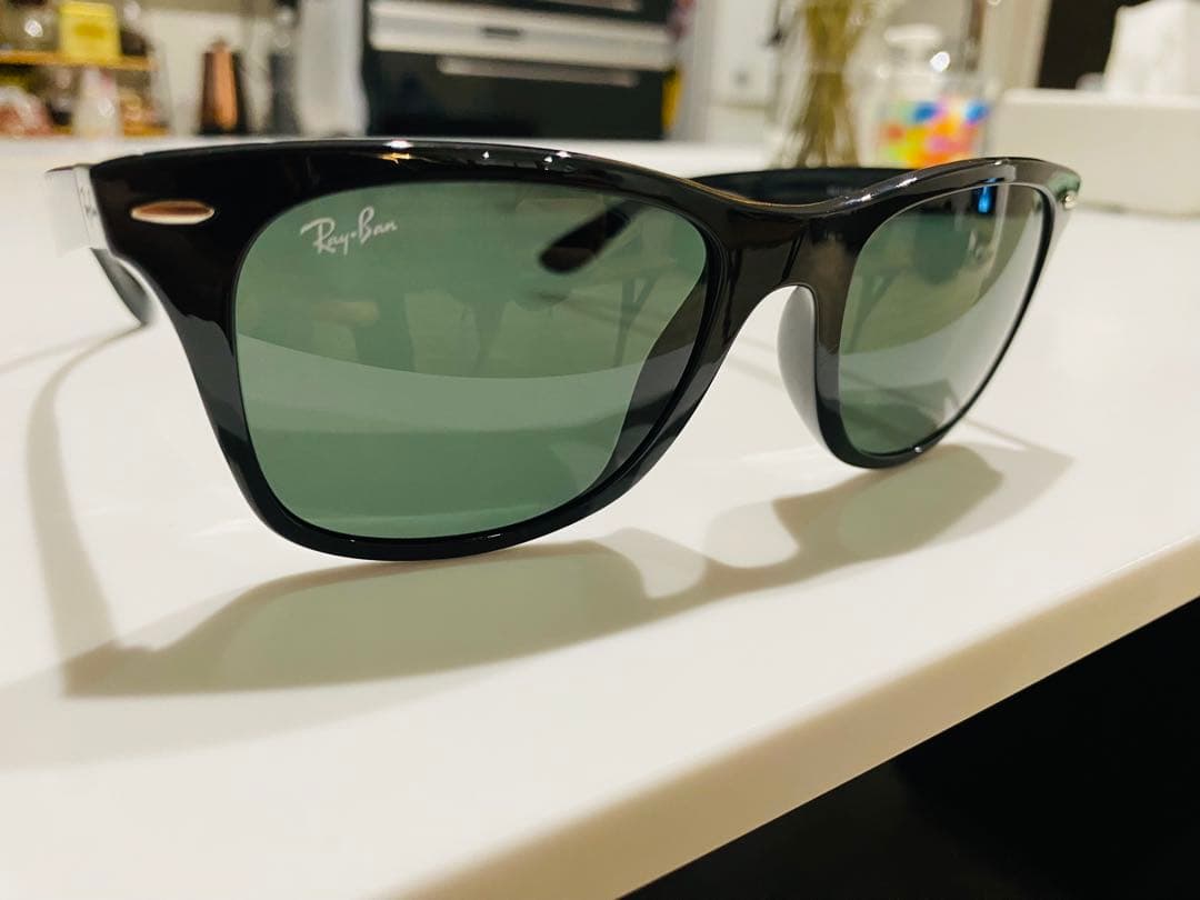 Ray-Ban レイバン WAYFARER　RB4195F LITEFORCE