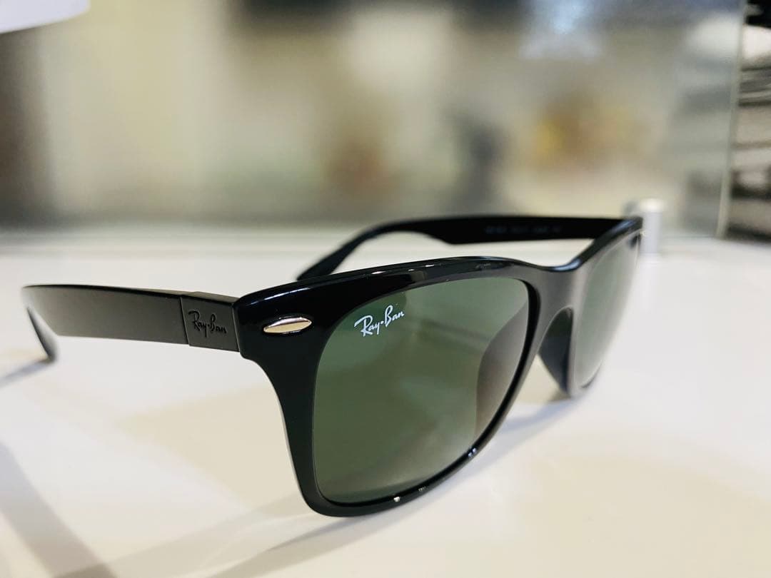 Ray-Ban レイバン WAYFARER　RB4195F LITEFORCE