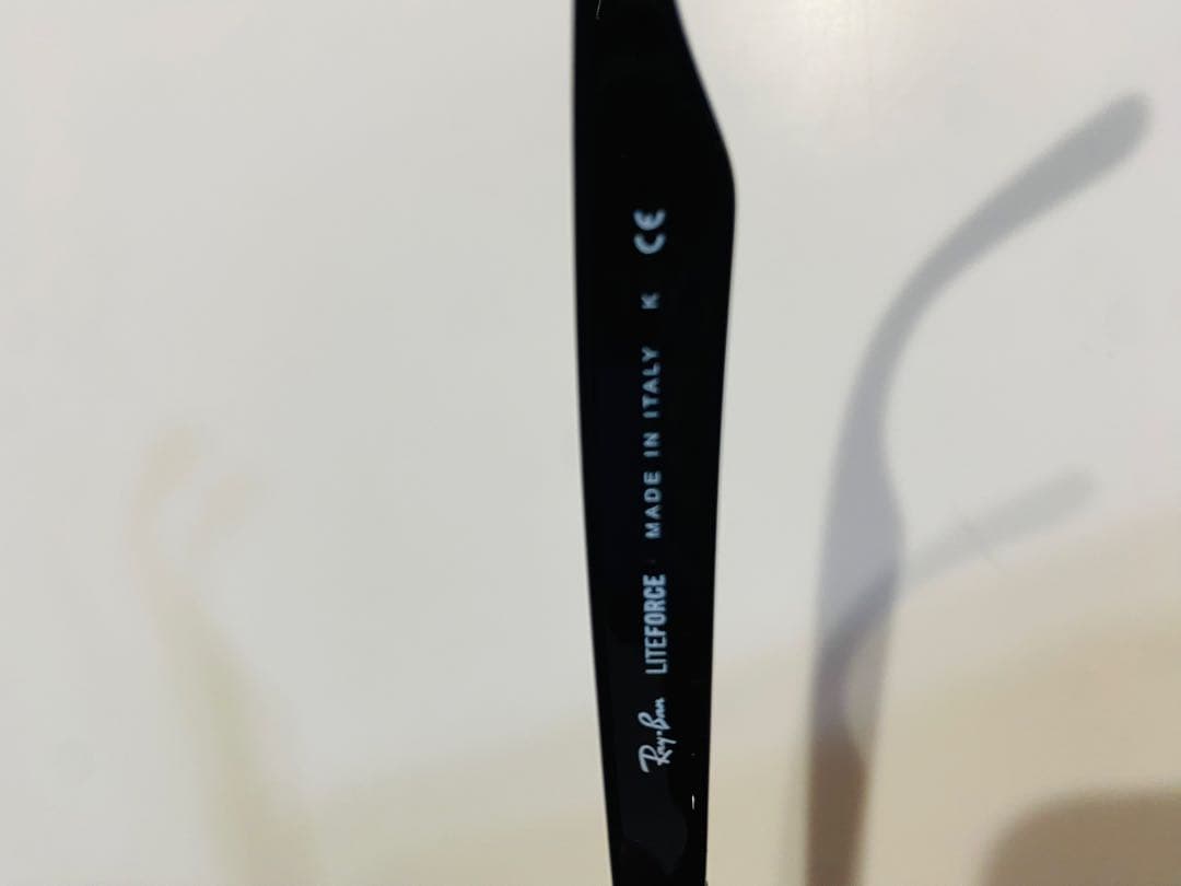 Ray-Ban レイバン WAYFARER　RB4195F LITEFORCE