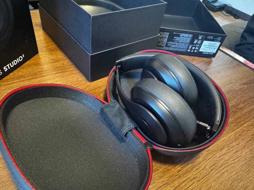 Beats Studio ワイヤレスヘッドフォン