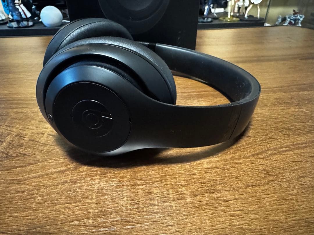 Beats Studio ワイヤレスヘッドフォン