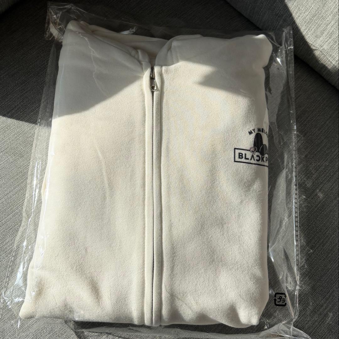 即時発送black pink マイメロディ M ハート型プリント パーカー