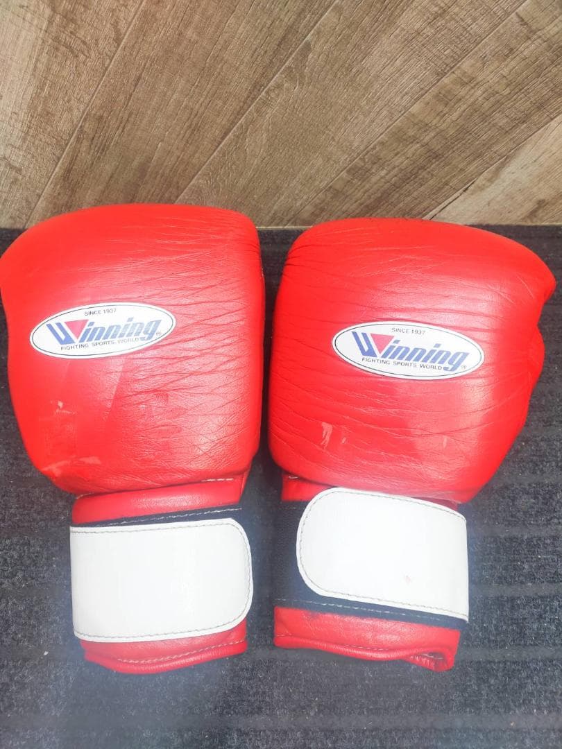 【値下げ可】Winning ボクシンググローブ 赤　14oz