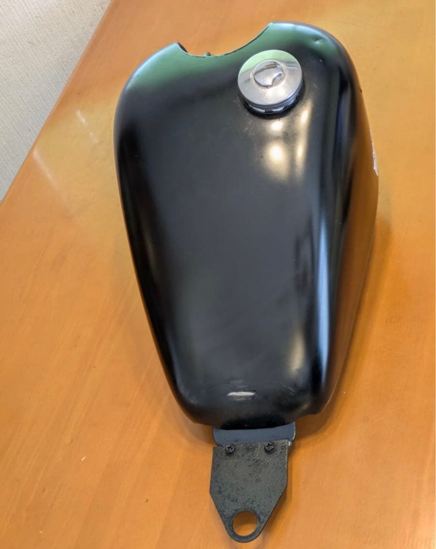 sr400 タンクスポーツタンクアルミ　モーターロック　2% ボバー　チョッパー