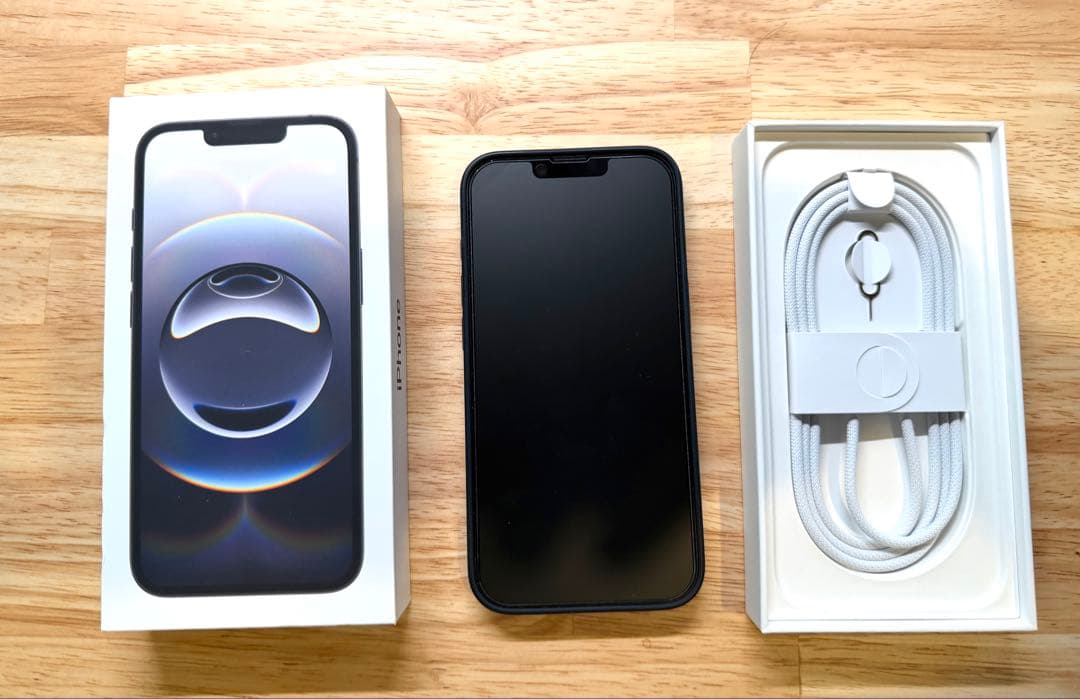 iPhone16e 128GB ブラック SIMフリー 純正ケース付