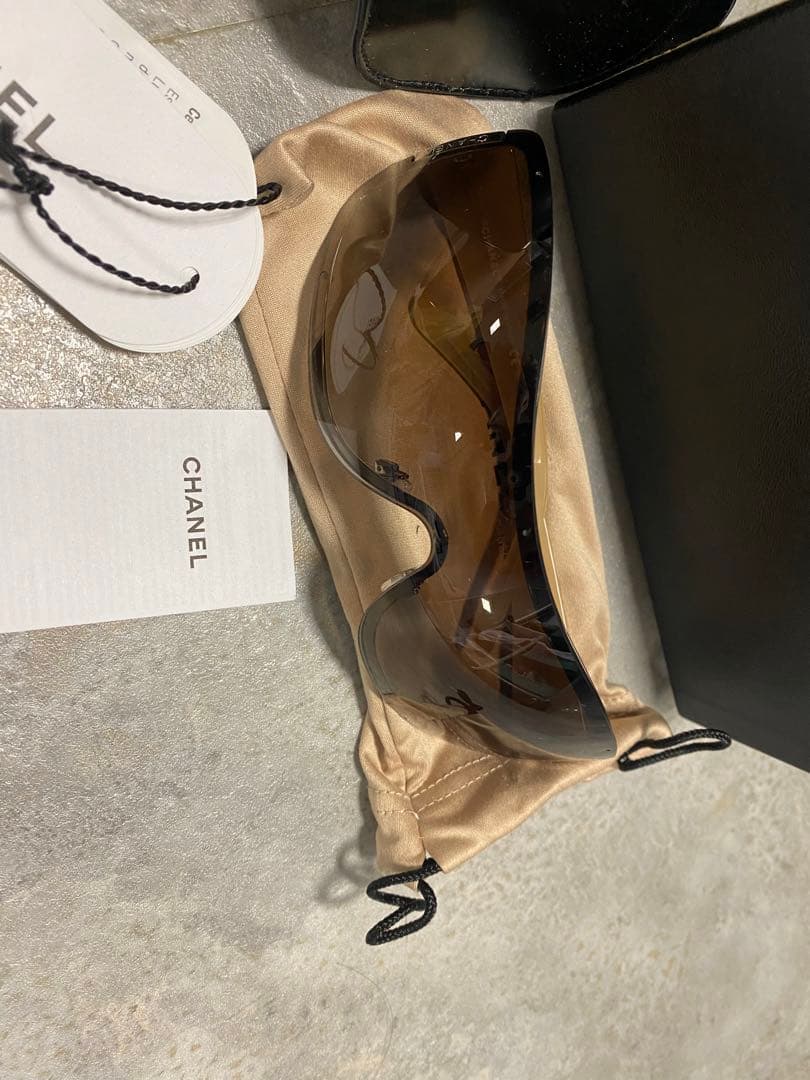 CHANEL サングラス　未使用新品