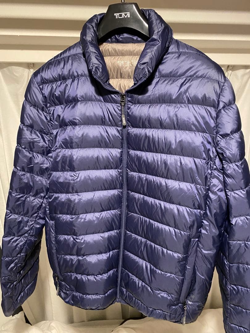 TUMI PAX ネイビーダウンジャケット