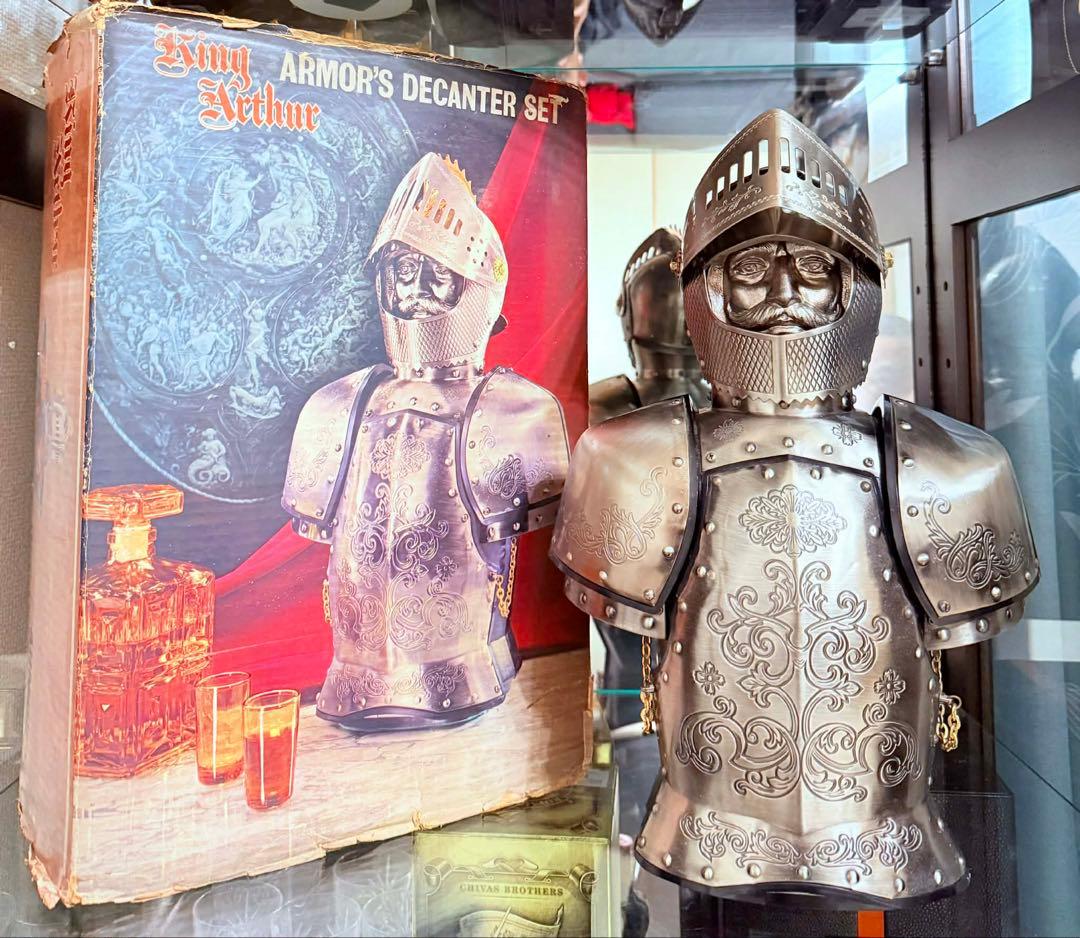 ニッカウイスキー 西洋甲冑 ボトルケース アンティーク