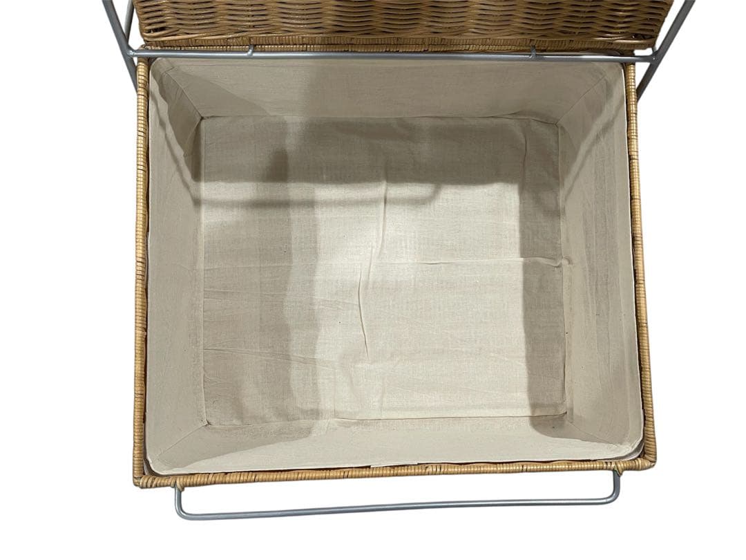 定価3万円ベルメゾン4段収納ラタンランドリーチェスト キャスター付きベージュ