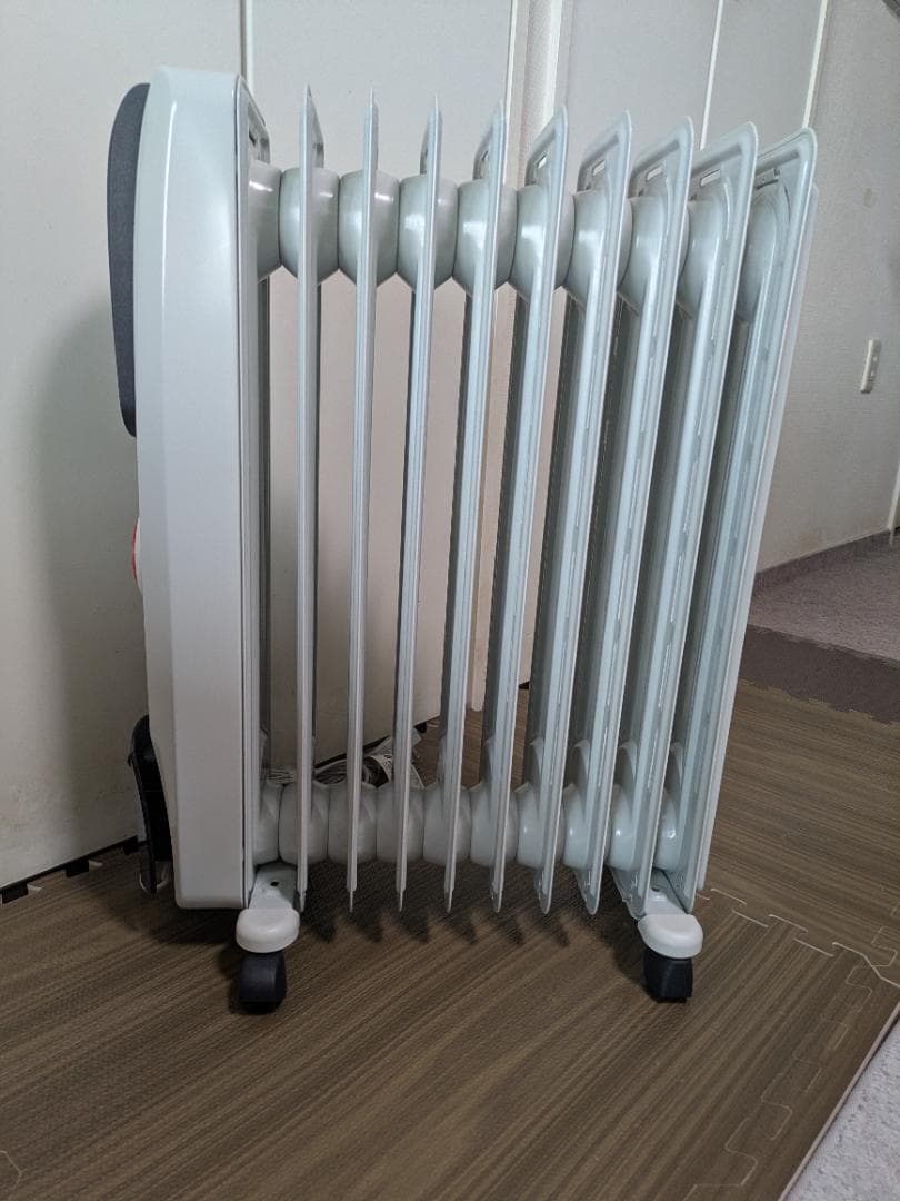 DeLonghi デロンギ オイルヒーター H771015EFSN-BK