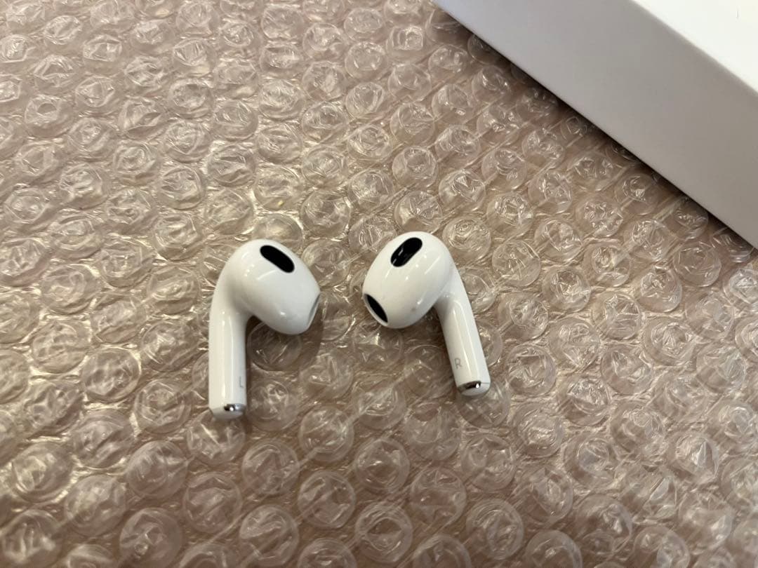 AirPods 第3世代　左耳通電不可