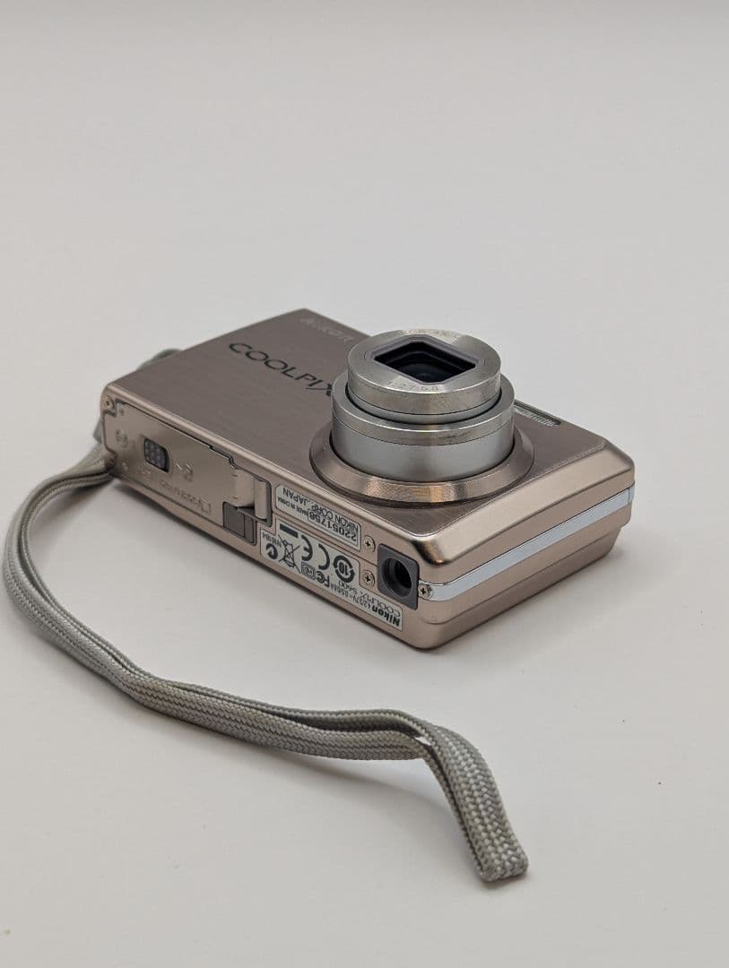 デジタルカメラ Nikon COOLPIX S600