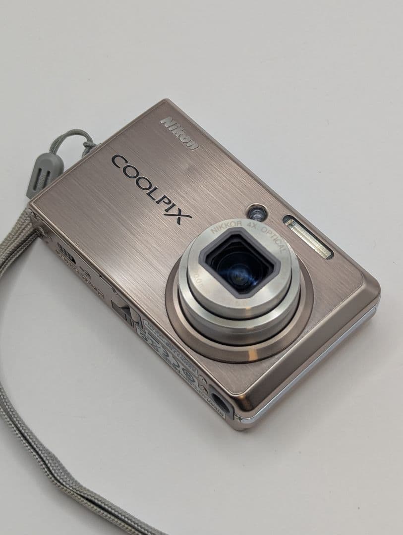 デジタルカメラ Nikon COOLPIX S600