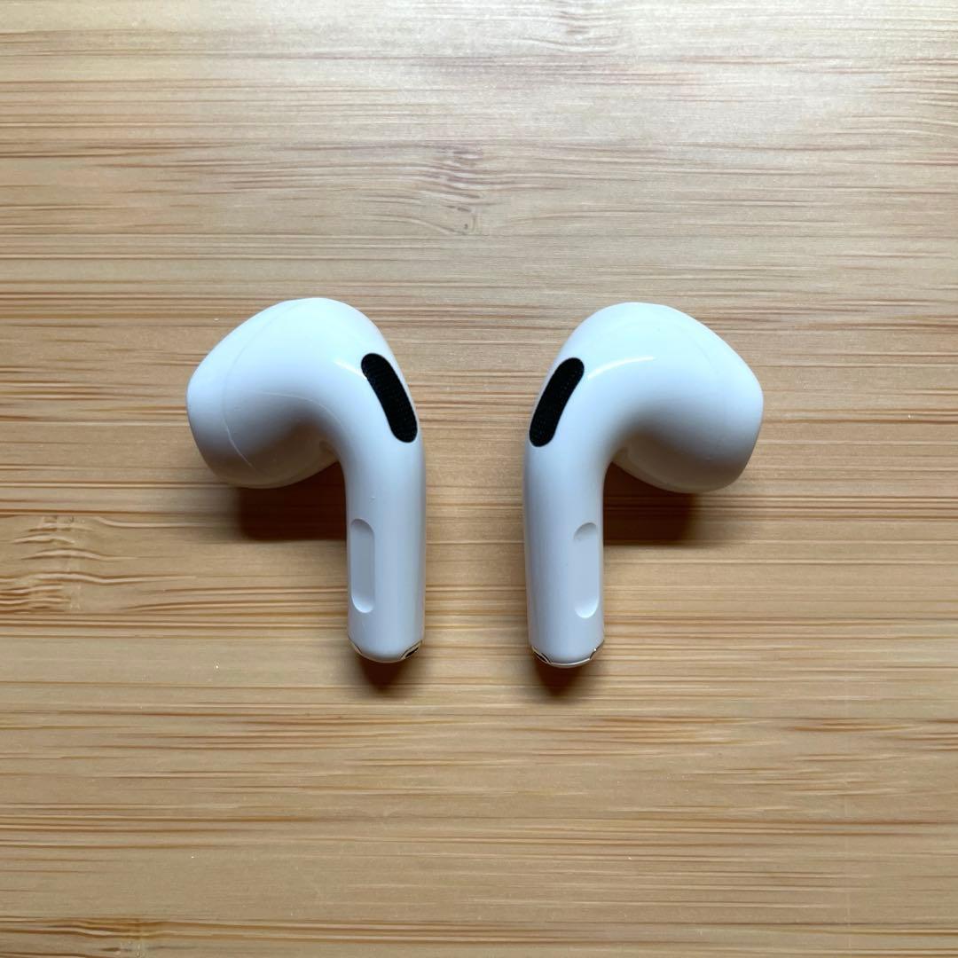 使用回数1回!国内正規店購入 Apple AirPod4 本体 ＋ クリアケース