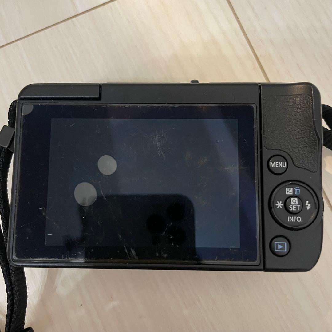 CANON EOS M10 ミラーレスカメラ