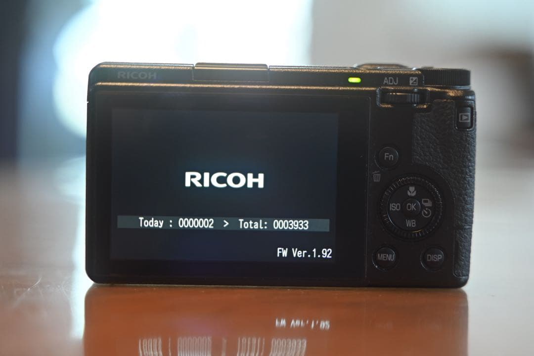 RICOH GR III デジタルカメラ シャッター回数3933