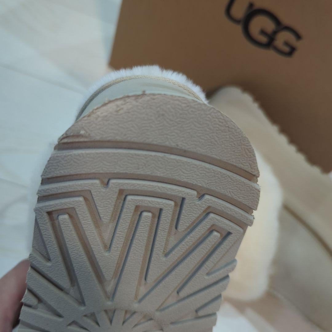 UGG Funkette Mustard Seed 24cm アグファンケット