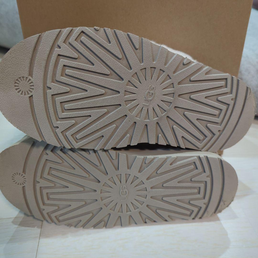 UGG Funkette Mustard Seed 24cm アグファンケット